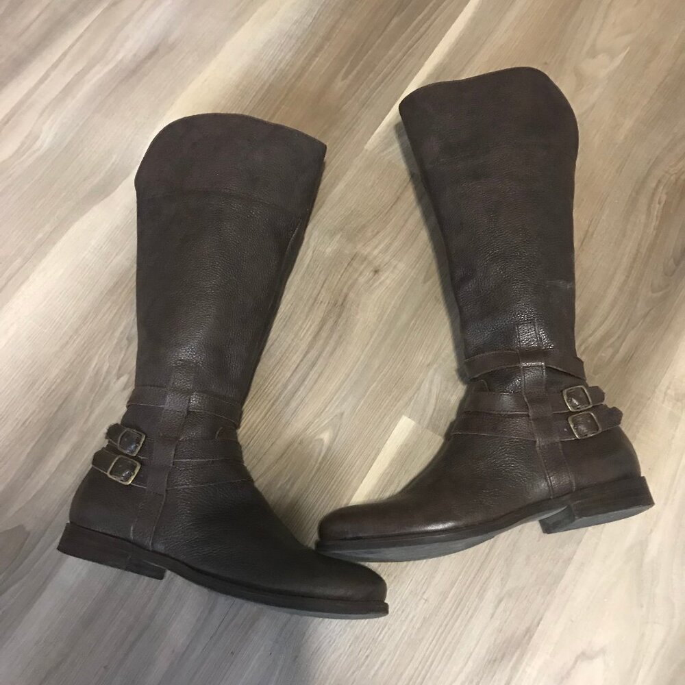 Blakely Ladies Dark Brown Tall Leather Riding Boots Size 8